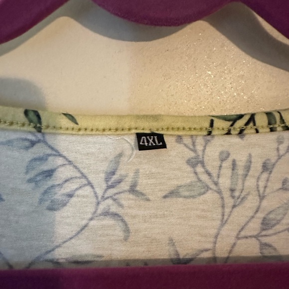 EUC Top Size 3XL in New Condition - Picture 3 of 4